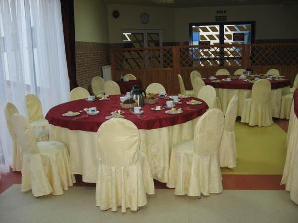 Arena Hotel Kaliszki Extérieur photo